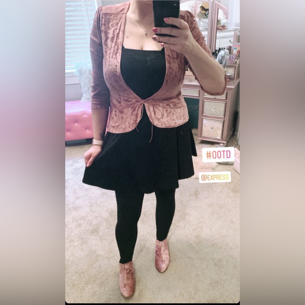 Velvet wrap